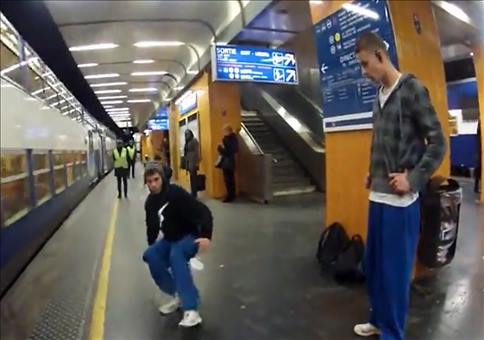 Geile Performance aufm Ubahnsteig
