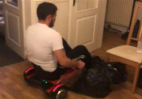 Wenn Papa das neue Hoverkart testet