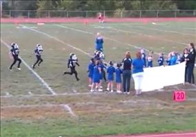 Wie man eine komplette Kinderfootballmannschaft zu Fall bringt