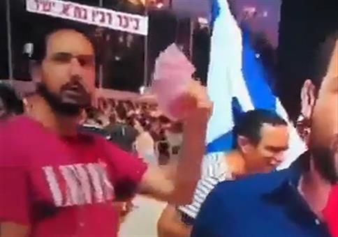 Ho ho ho.. It's magic!