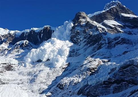 Da kommt ne Lawine runter