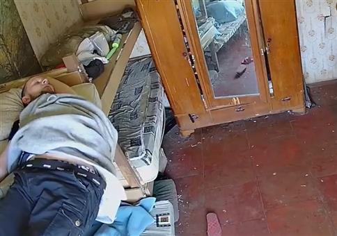 Aufwachen im Hochbett