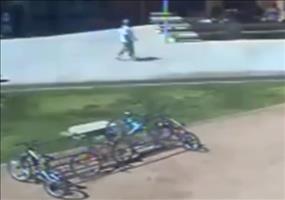 Dicke Menschen tacklen ist ziemlich schwer