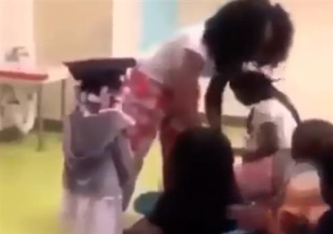 Der ganze Stolz seiner Eltern