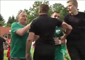 Ganz fieses Foul beim Amateur Fußball