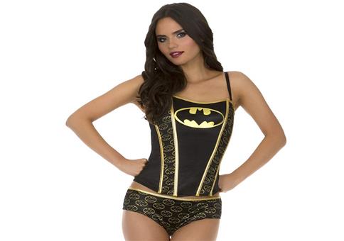 Sexy Batgirl in gold