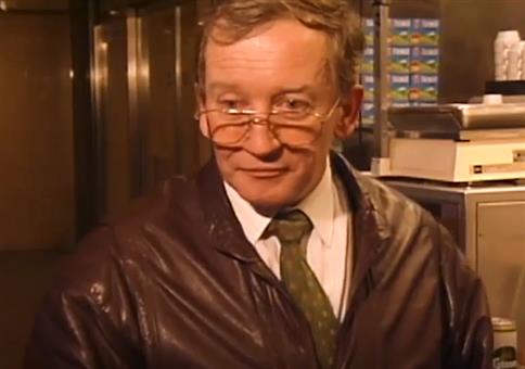 Was machen Sie am Bahnhof?