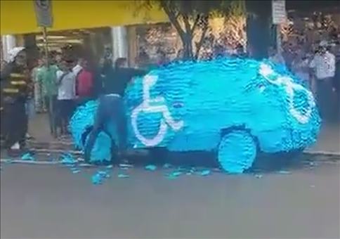 Parke nie in widerrechtlich auf einen Behindertenparkplatz!