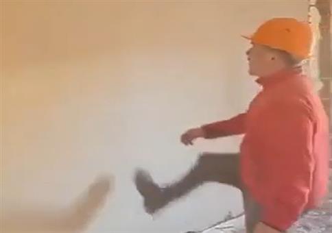 Lieber den Kopf nach dem Wandumtreten wegnehmen