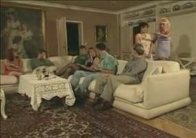 Der dümmste Pornodialog aller Zeiten -  Das Hausmädchen