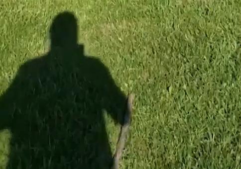 Er wird von Bestien verfolgt!