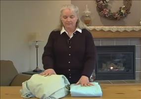 How To: Spannbettlaken richtig zusammenlegen