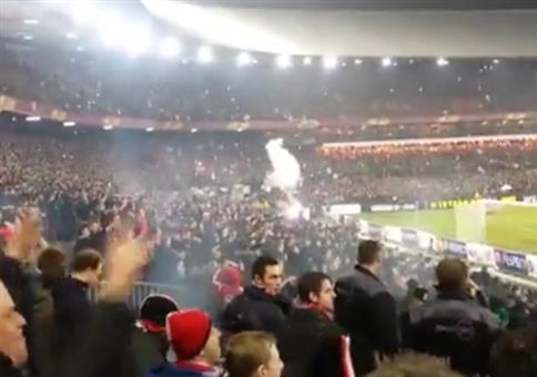 DJ Paul Elstak Jonge bei den Holländern im Stadion