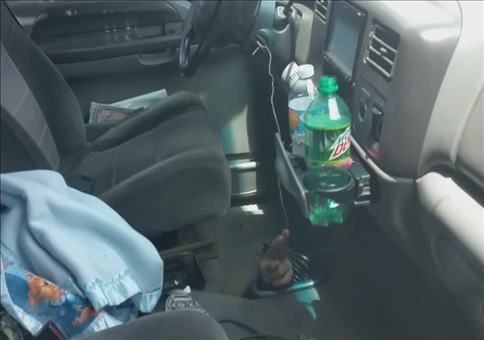 Autoschlüssel mal wieder im Auto vergessen?