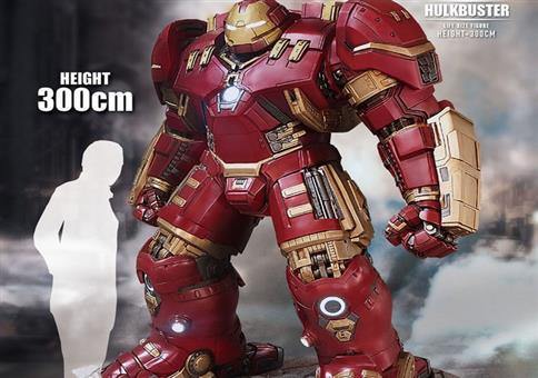 3 Meter großer Hulkbuster 