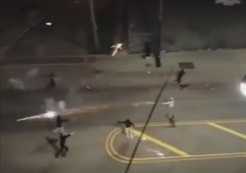 Zauberlehrlinge im Straßenkampf