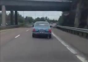 Von der Autobahn driften