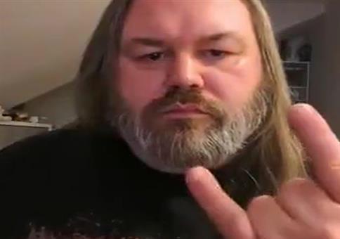 Try not to Headbang Challenge