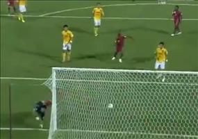 Lattenkracher beim Fußball