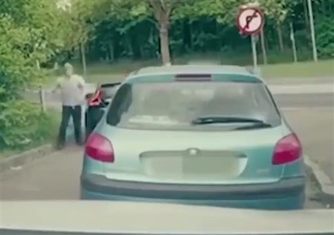 One Punch Man macht sie alle fertig