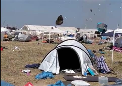 Windhose aufm Festival Zeltplatz