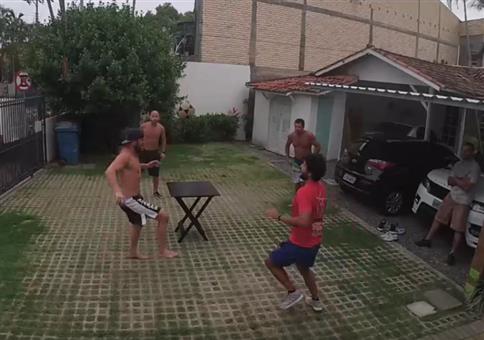 So spielt man in Südamerika Tischkicker 