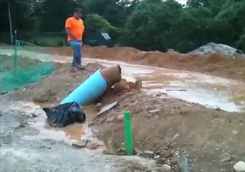 Das Rohr schlammfrei