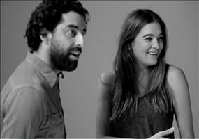 First Kiss -  Wenn sich fremde Menschen küssen