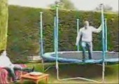Zu dicht am Trampolin gesessen