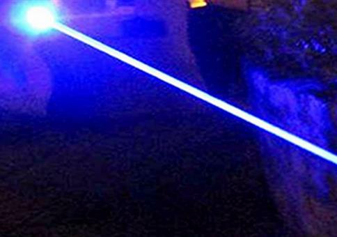 Laser Pointer mit richtig Bums