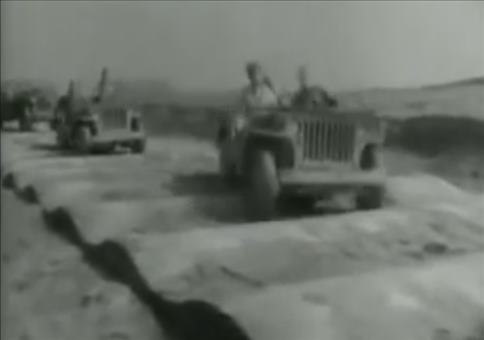 Jeep auf Teststrecke