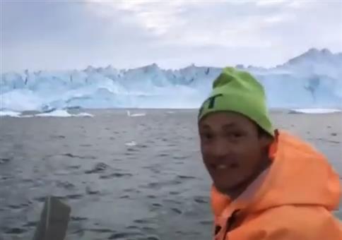 Vorsicht! Eisbergwelle!