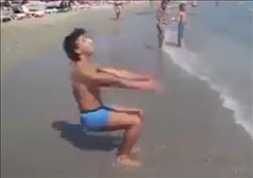 Backflips am Strand