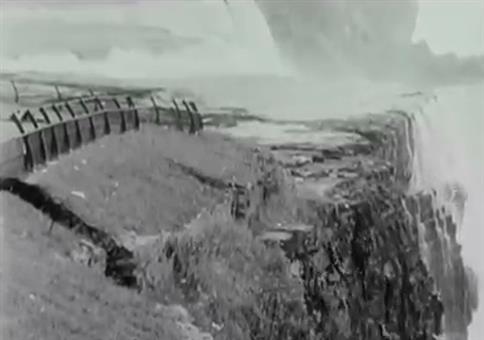 Als 1954 ein Teil der Niagara Fälle kollabierte