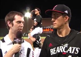 Baseballteam hat viel Spaß mit Videobombing