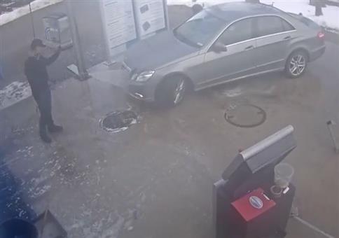 Noch schnell durch die Waschanlage