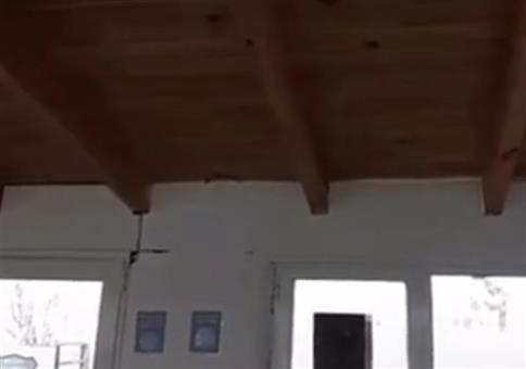 Wenn der Sturm dir das Dach anhebt