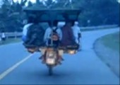 Motorrad als Schulbus