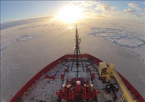 Zwei Monate Eisbrecher im Zeitraffer