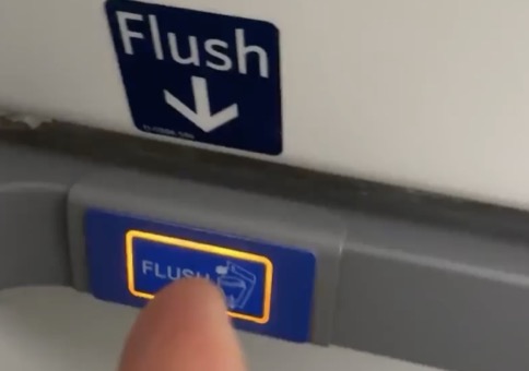 Unterdrucktoilette mit komischem Ende