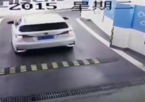 Austin Powers in der Tiefgarage