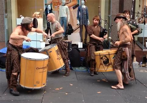 Scottish Drummers & Bagpipers