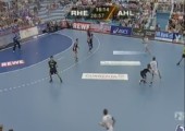Kurioses Eigentor beim Handball