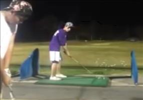 Toller Golfballtrick am Abschlag