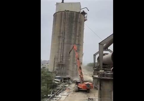 Den Turm zum Fallen bringen