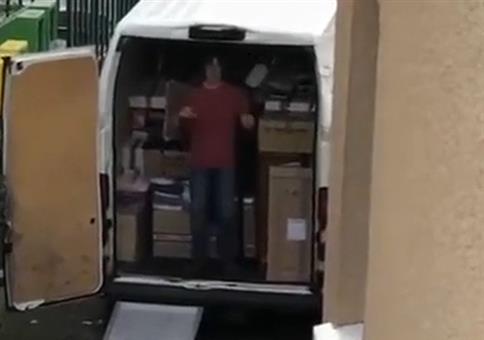 Das nächste Mal ziehst du aber die Handbremse an!