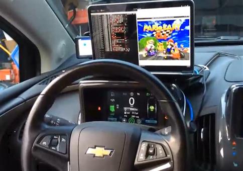 Mario Kart 64 im Auto spielen