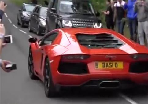 Wenn dein dicker Flitzer keinen geilen Motorsound hat