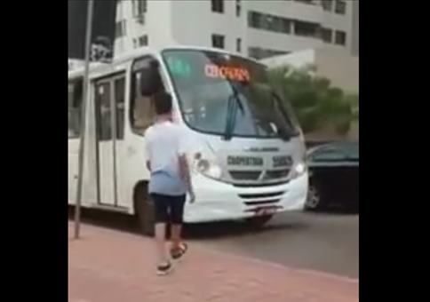 Busfahrer trollen FAIL