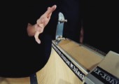 Tricks mit dem Fingerskateboard